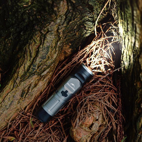Ліхтар з кліпсою Naturehike CNK2450ZM013, чорно-сірий